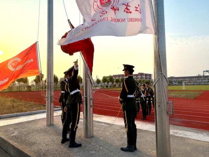 1760335292101446.jpg 640 (1).jpg